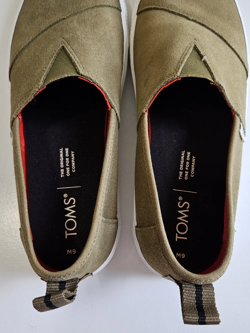 Toms olive sole versatile